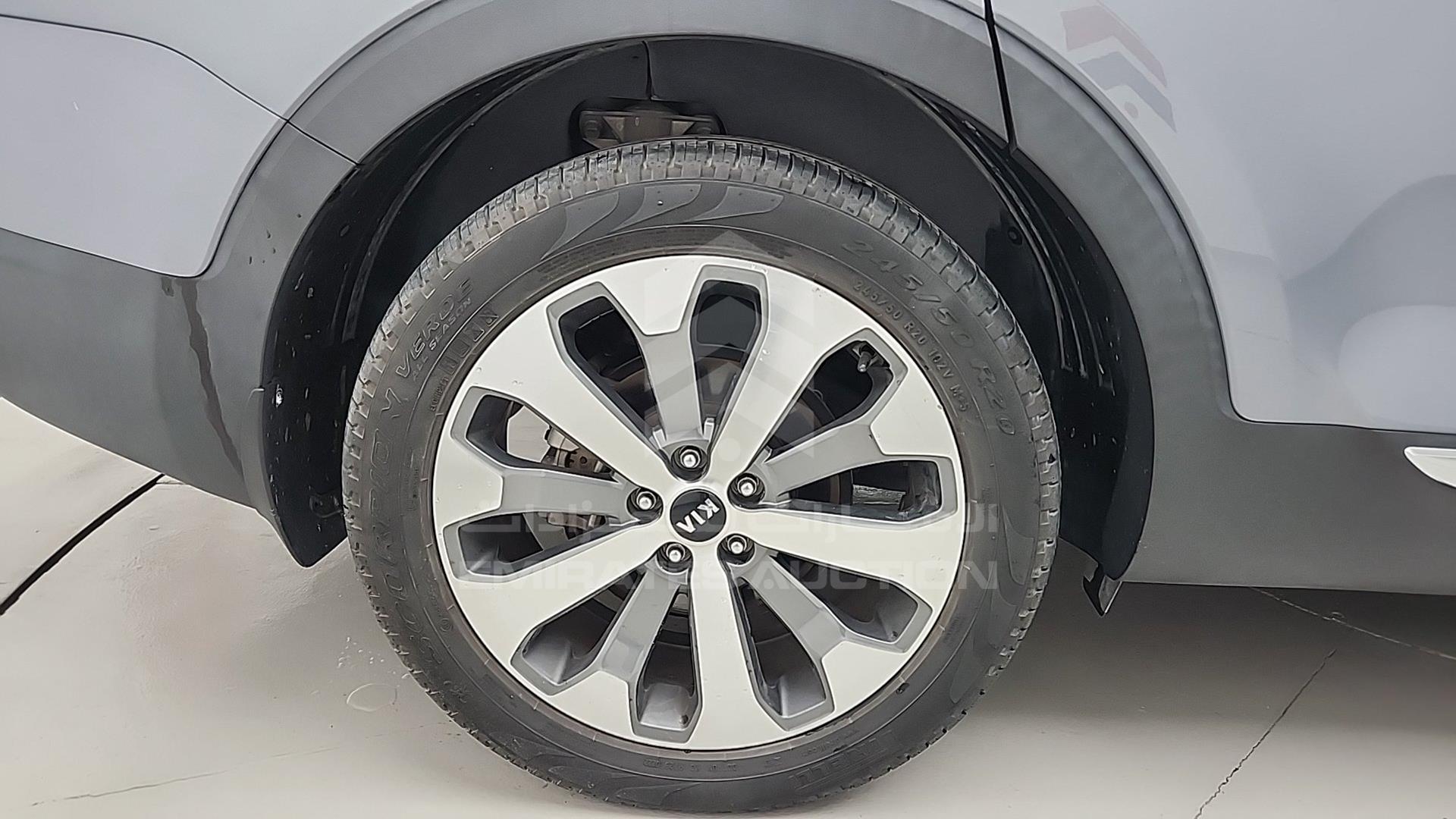 2020 KIA TELLURIDE VIN: 5XXP381C2LG047840