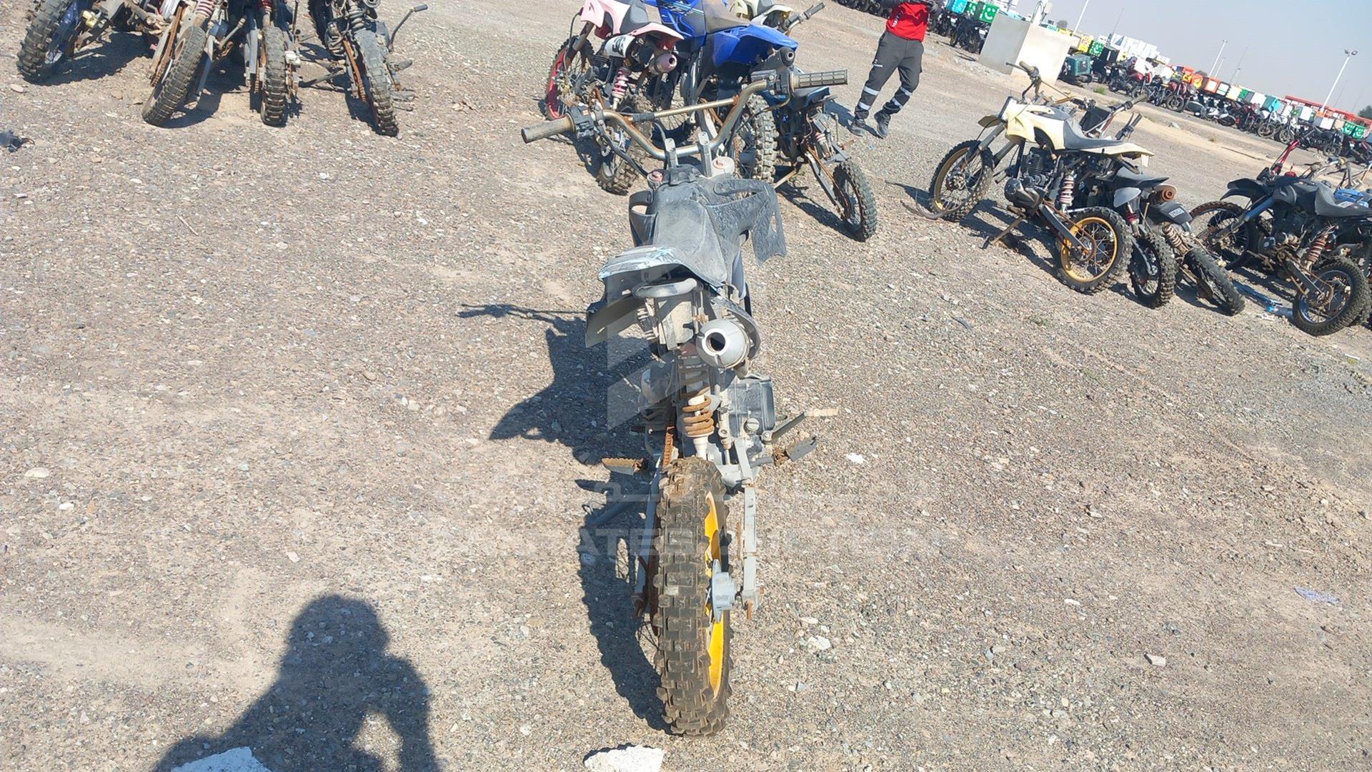 0 MOTORBIKE --- VIN: SD713E20180800516