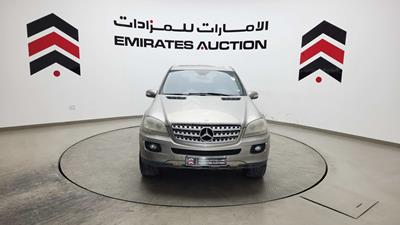 مرسيدس ام ال 350 2006