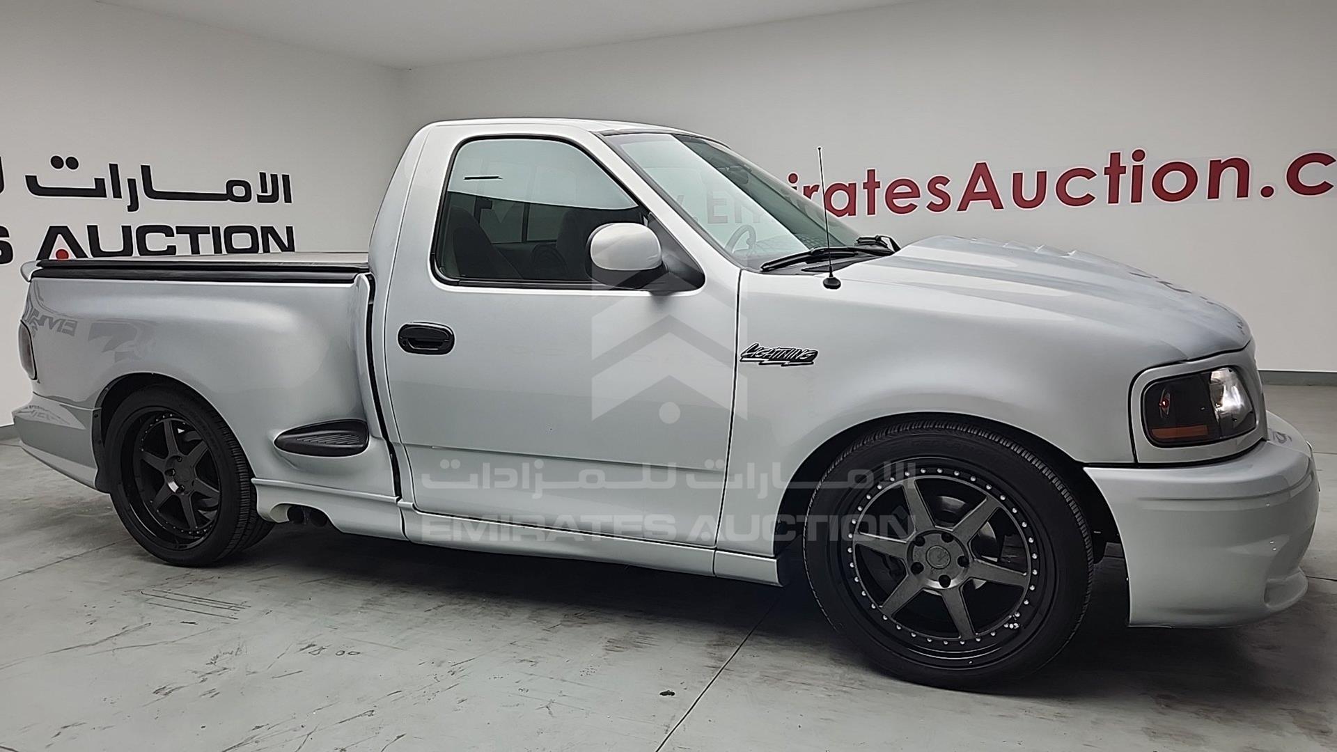 2003 FORD F-150 VIN: 2FTRF07323CA49140