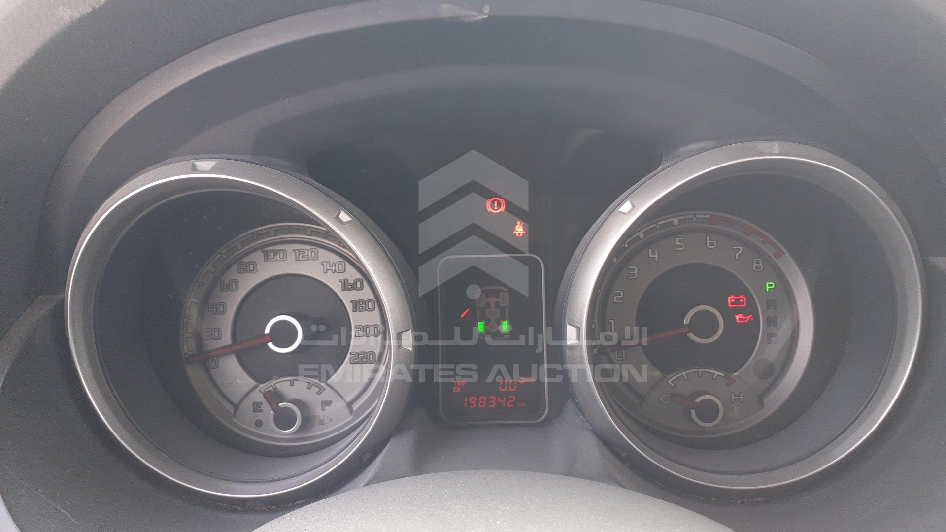 JMYLRV95WDJ705597 - 2013 Mitsubishi Pajero - #417301
