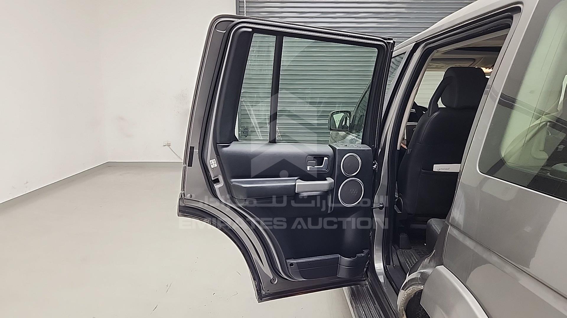 2008 LAND ROVER LR3 VIN: SALLAAA548A472871