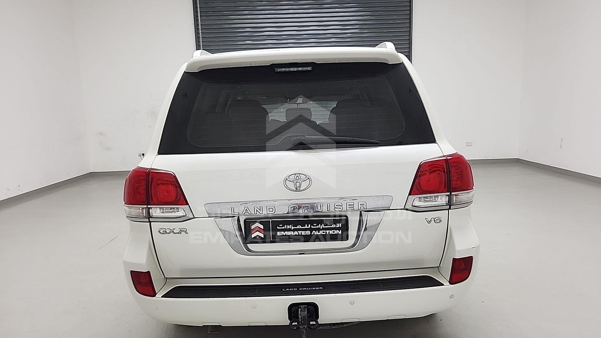 2011 TOYOTA LAND CRUISER VIN: JTMHU09J1B5054464