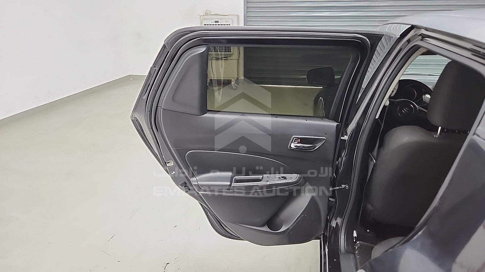 2019 SUZUKI SWIFT VIN: JS2ZC6C21K6100435