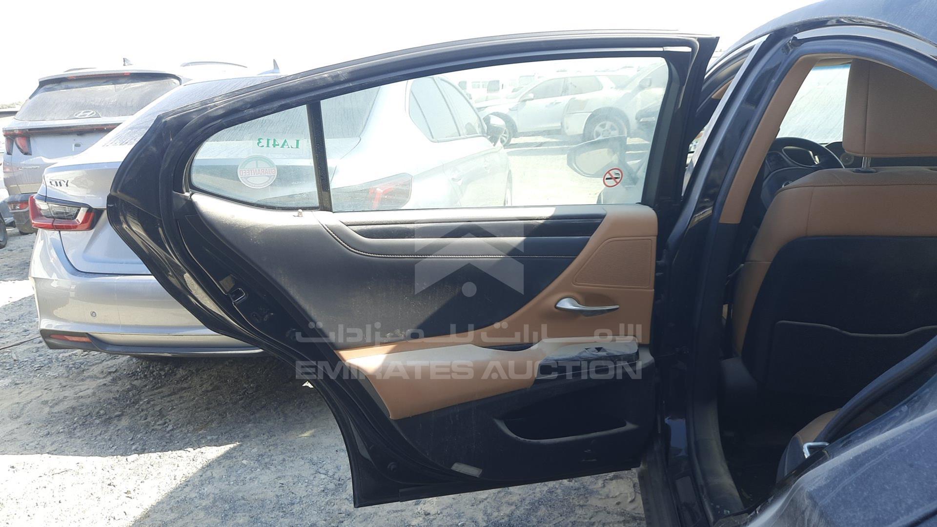 2023 LEXUS ES 300H VIN: JTHB21B11P2201207