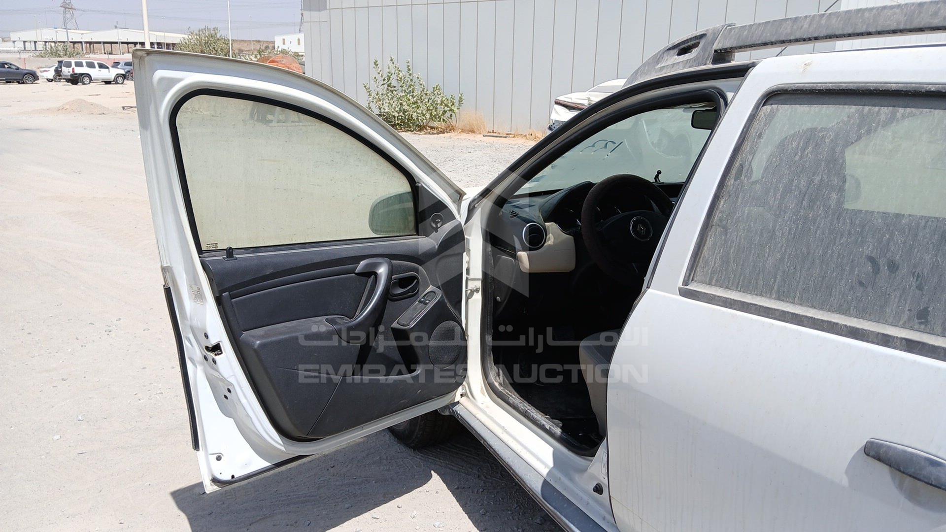 2016 RENAULT DUSTER VIN: VF1HSRGJ9GA583090