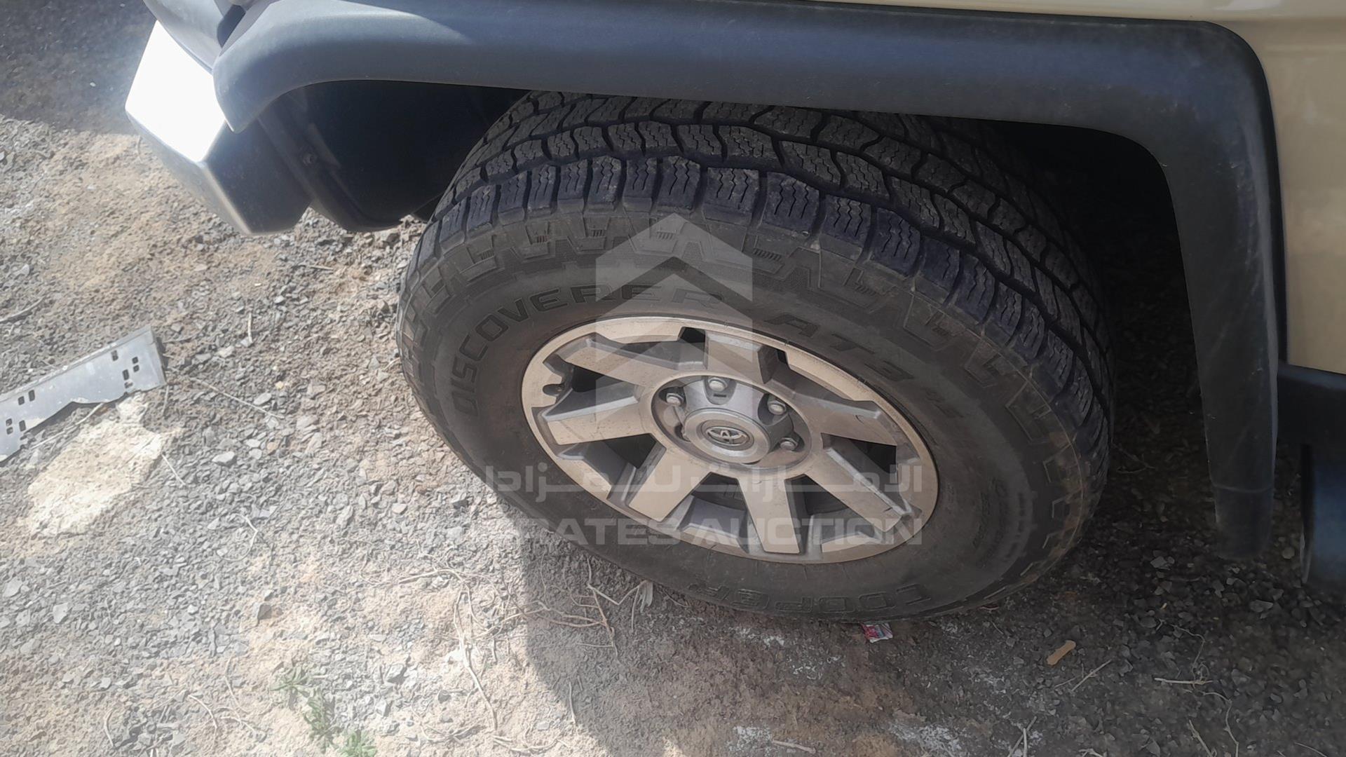 2020 TOYOTA FJ CRUISER VIN: JTEBU11F1LK254309