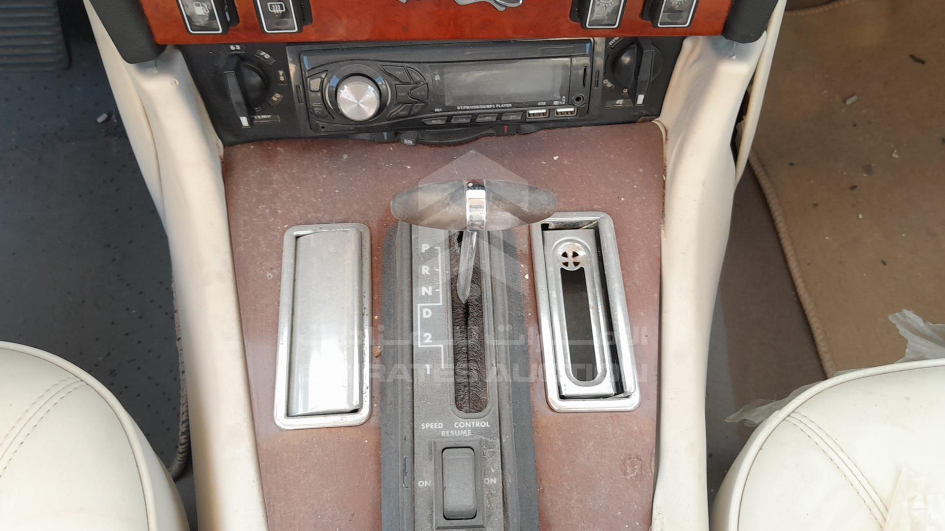 1983 JAGUAR XJ 6 VIN: SAJAY1340DC353393