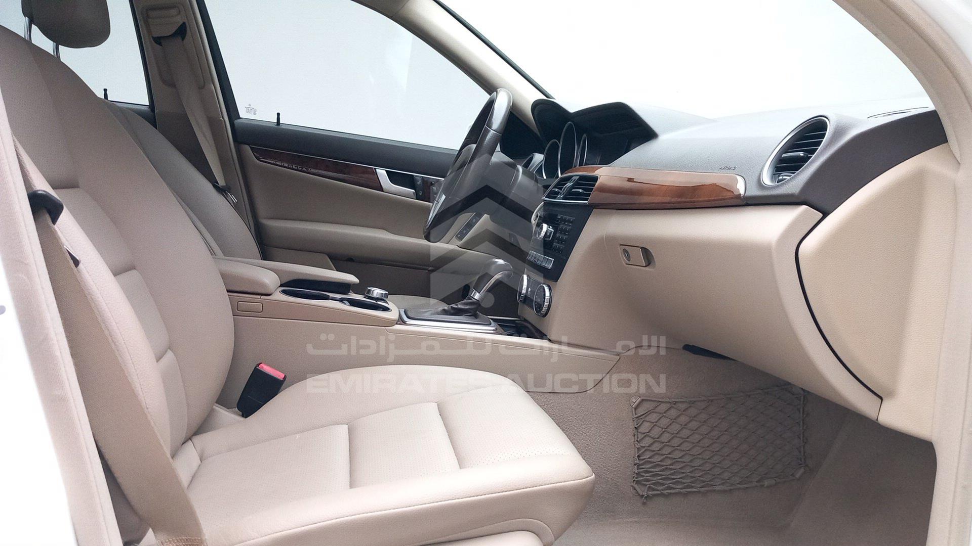 2014 MERCEDES C 300 VIN: WDDGF8AB3EG196967