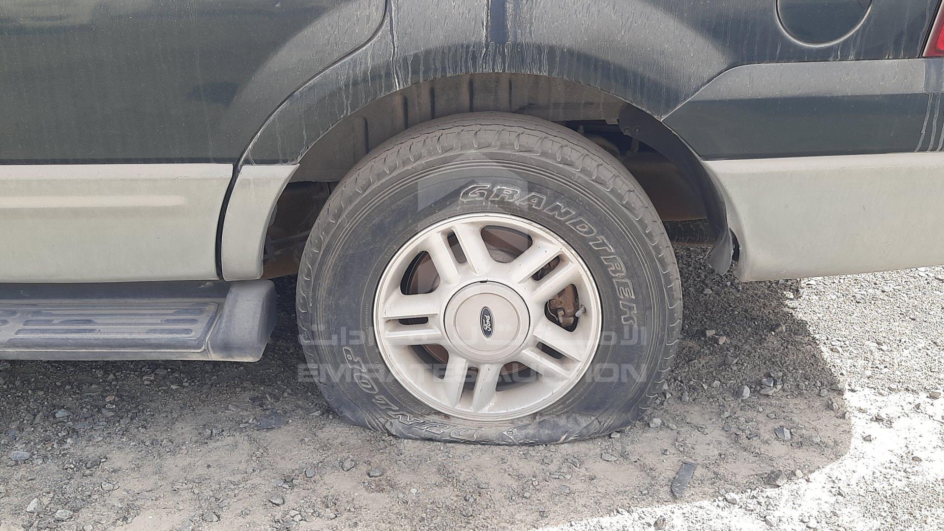 2003 FORD EXPEDITION VIN: 1FMRU15W23LC09589
