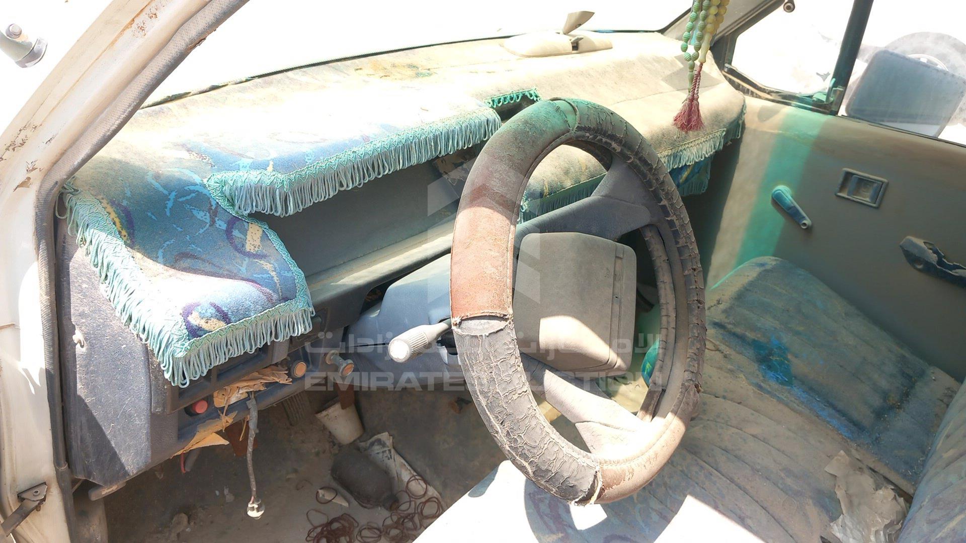1992 MITSUBISHI L 200 VIN: D0NK130NP00582