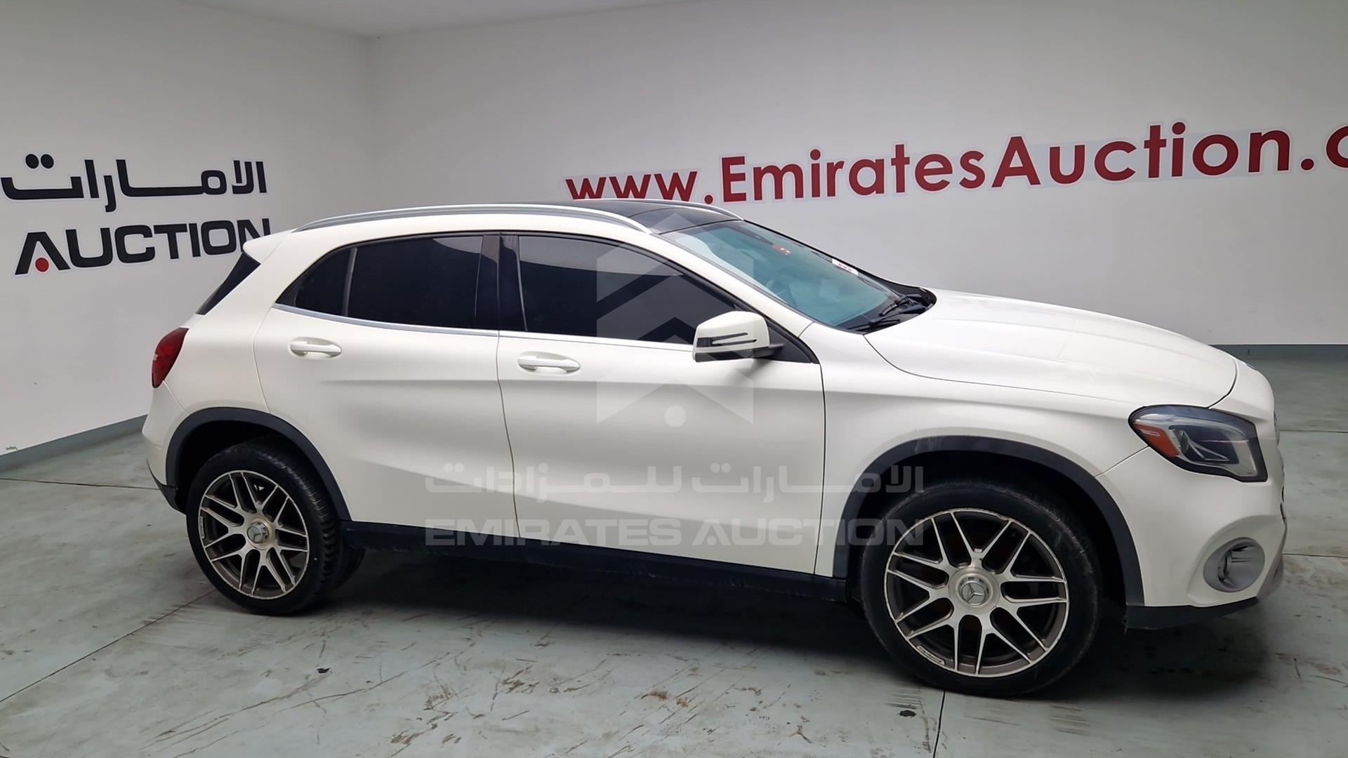 2019 MERCEDES GLA 250 VIN: WDCTG4GB9KJ563885
