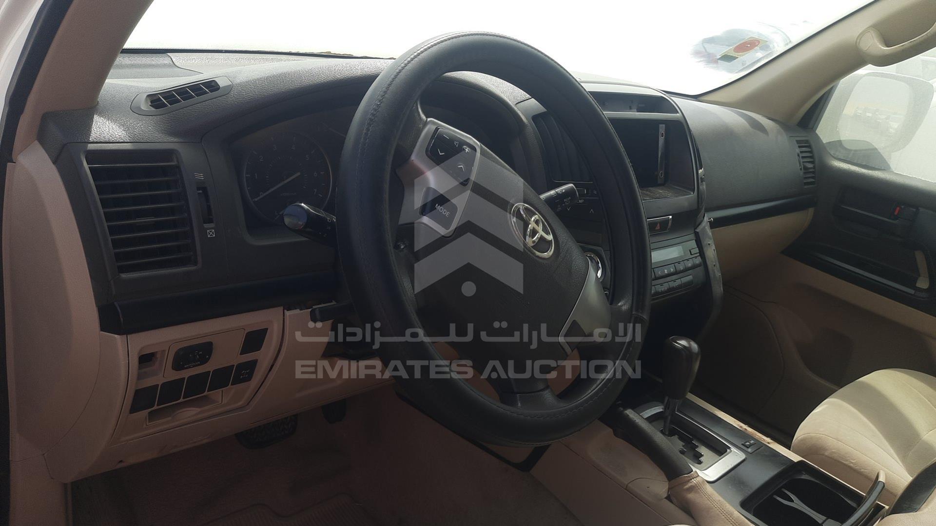 2013 TOYOTA LAND CRUISER VIN: JTMDU09J5D5065114