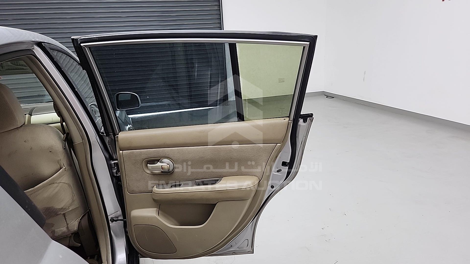 2008 NISSAN TIIDA VIN: JN1CC13C68T012702