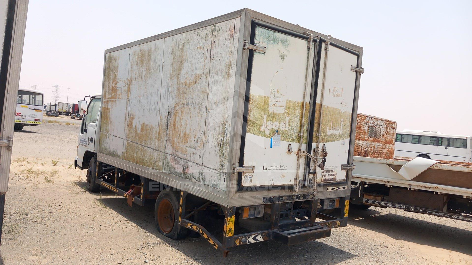 1999 ISUZU NPR VIN: JAAJP34B6X7P01521