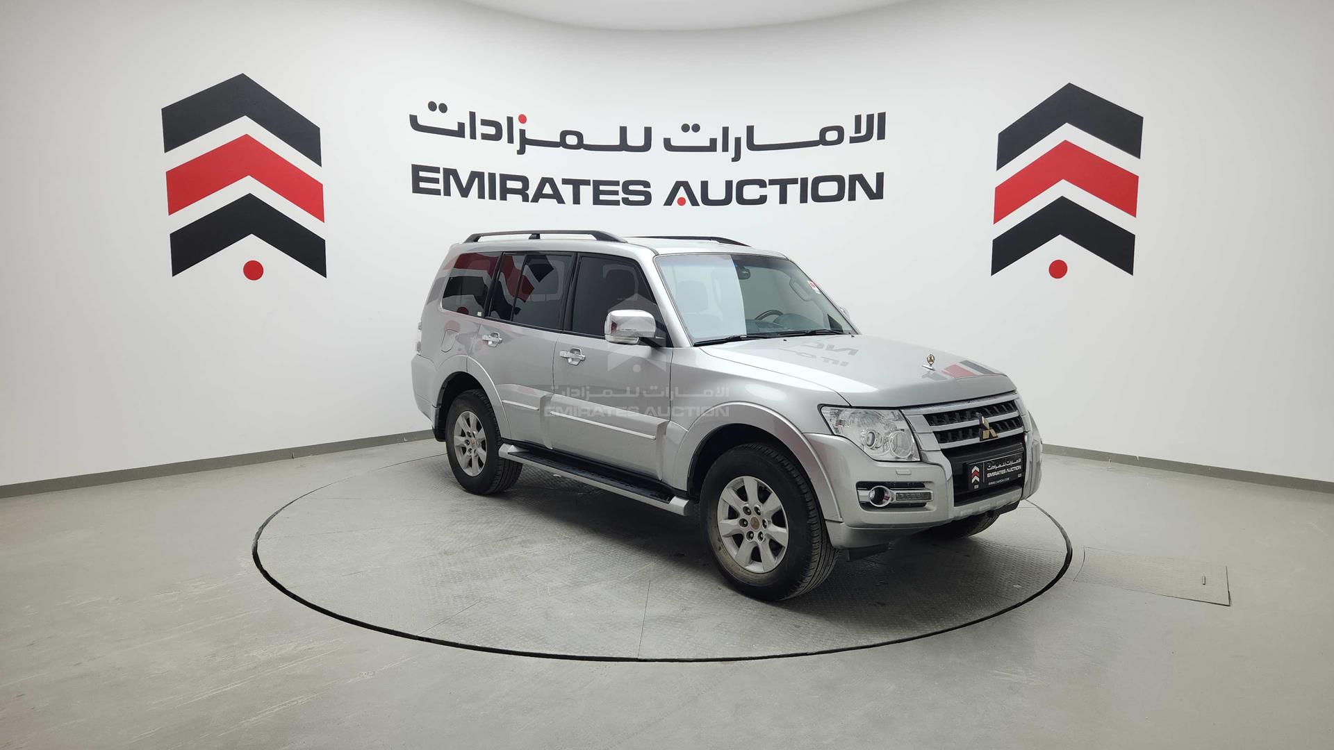 2020 MITSUBISHI PAJERO VIN: JE4MR62M7LJ713055