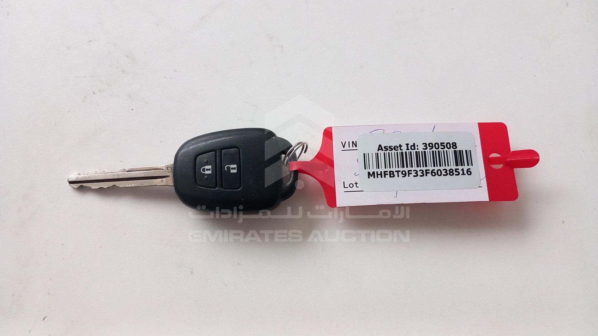 2015 TOYOTA YARIS VIN: MHFBT9F33F6038516