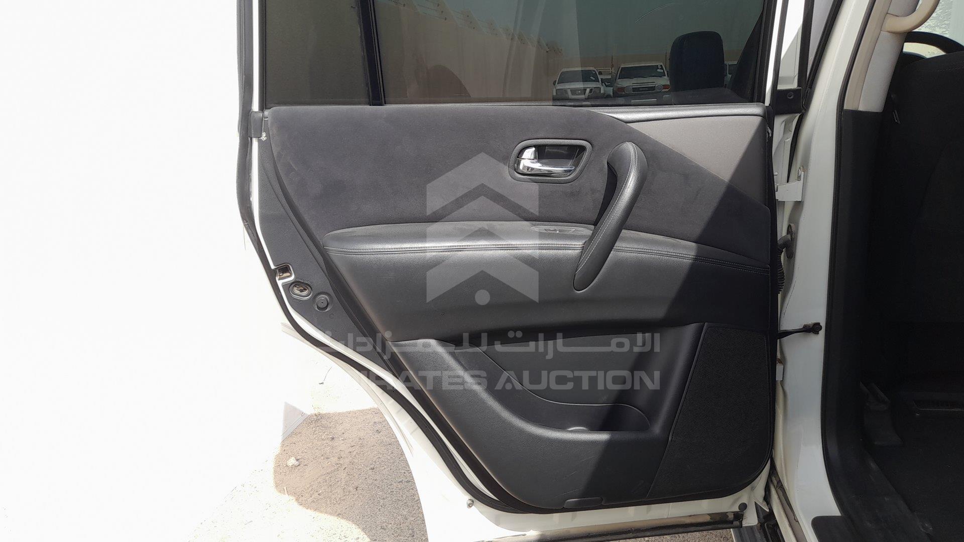 JN8AY2NY0E9073481 - 2014 Nissan Patrol - #342819