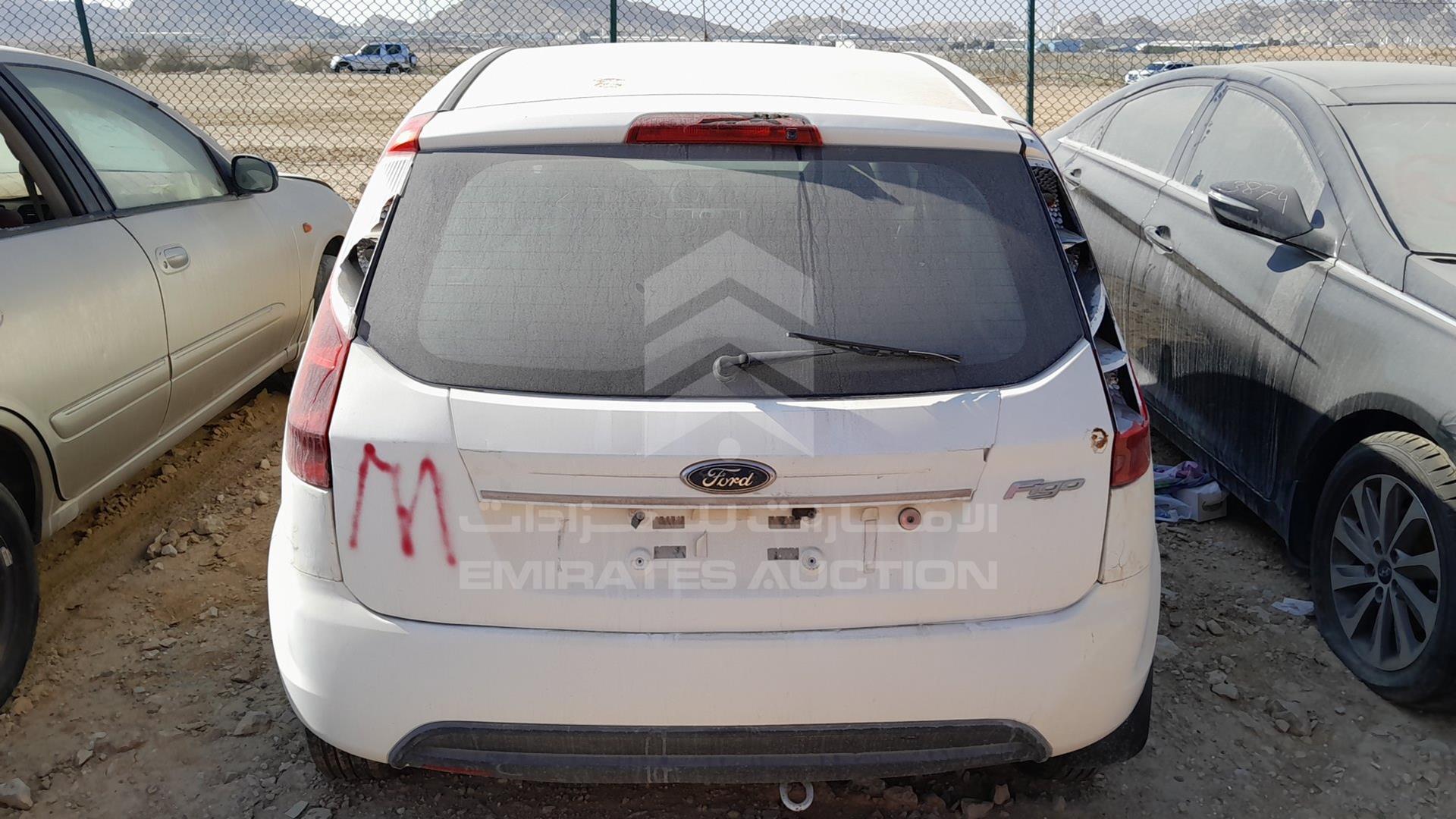 2011 FORD FIGO VIN: MAJTJ21D2BAE38340