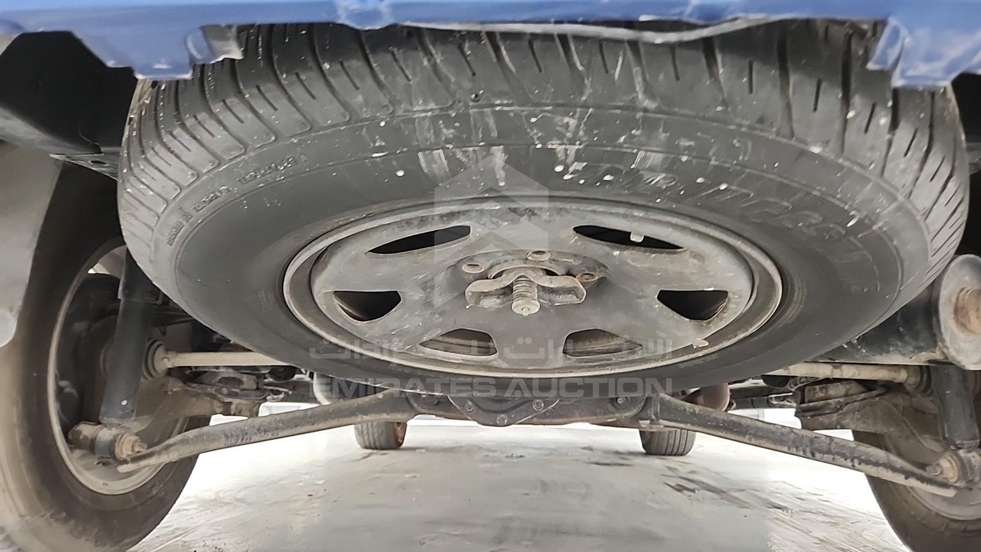 2008 FORD ESCAPE VIN: 1FMCU92198KA49463