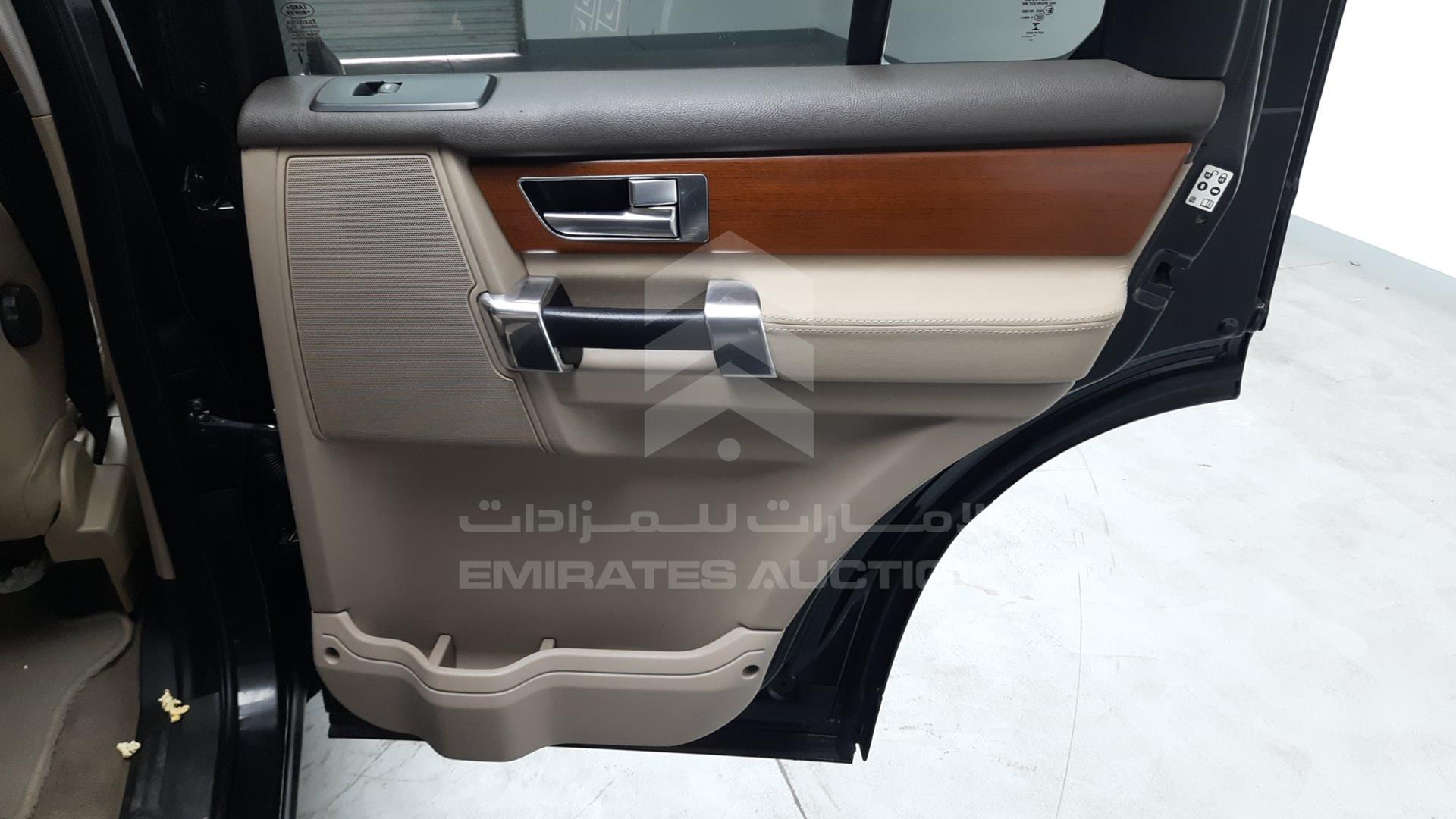 2015 LAND ROVER LR4 VIN: SALLAAAV6FA775622