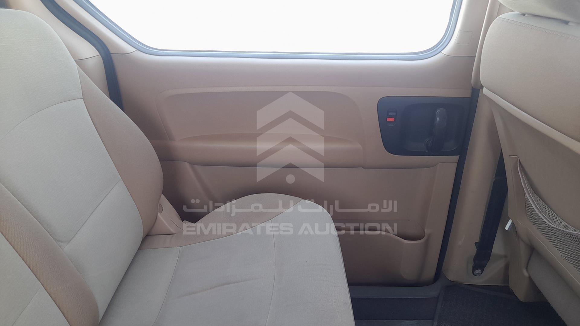 2012 HYUNDAI H1 VIN: KMHWH81R6CU404489