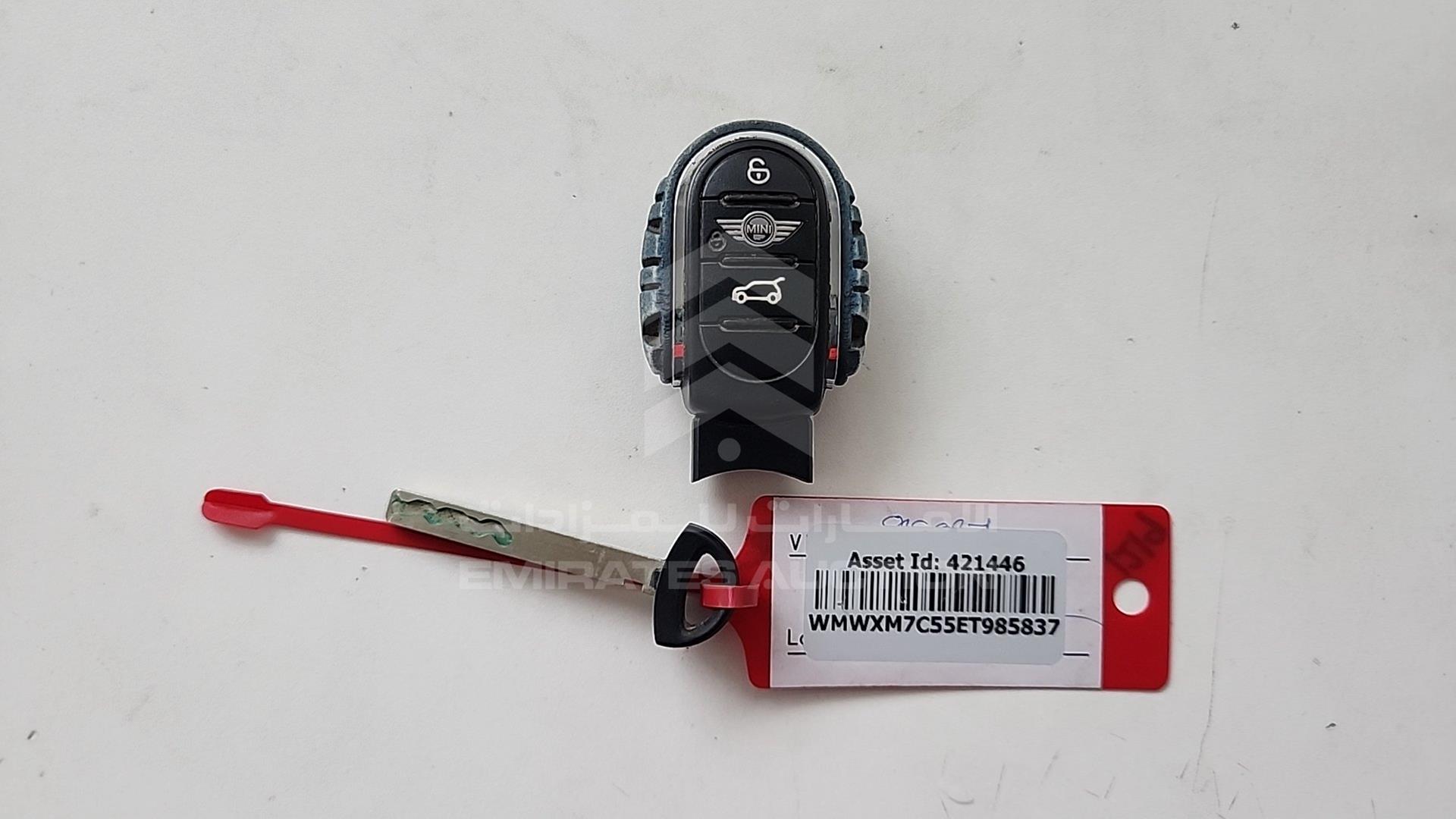 2014 MINI COOPER VIN: WMWXM7C55ET985837
