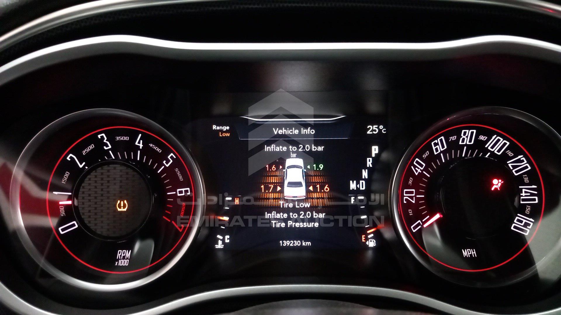2018 DODGE CHALLENGER VIN: 2C3CDZGG1JH120724