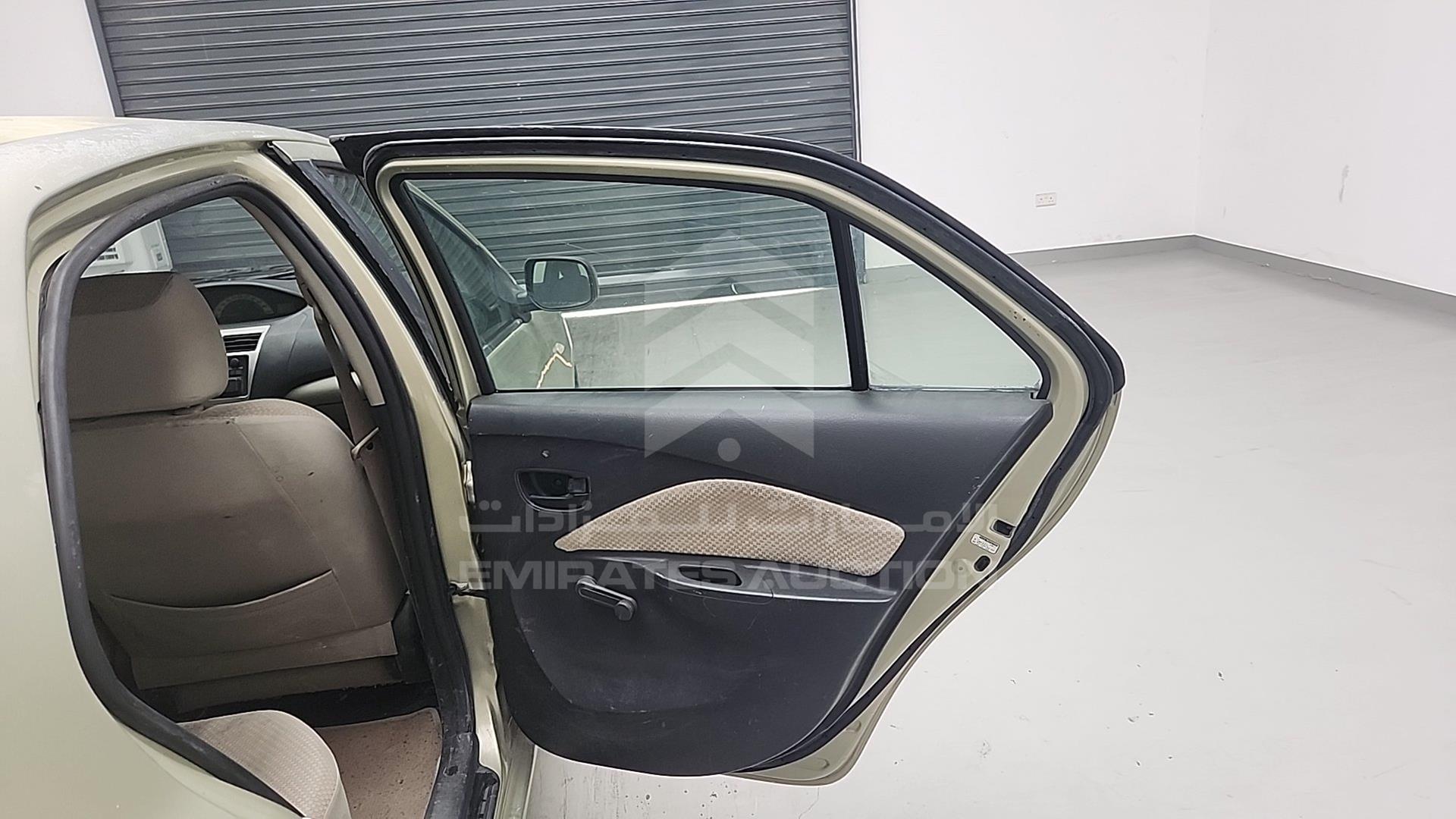 2008 TOYOTA YARIS VIN: JTDBW923681100533