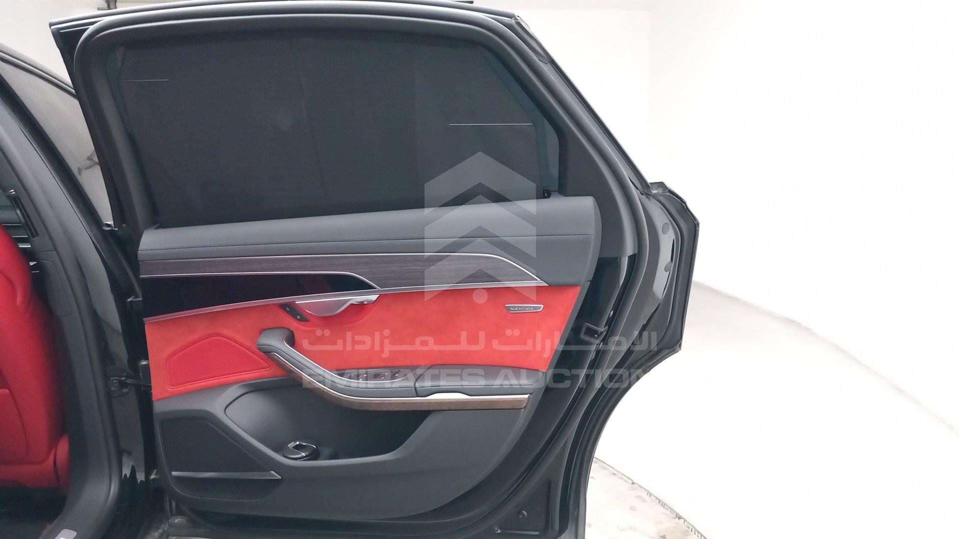 2021 AUDI A8 L VIN: WAUZZZF85MN018708