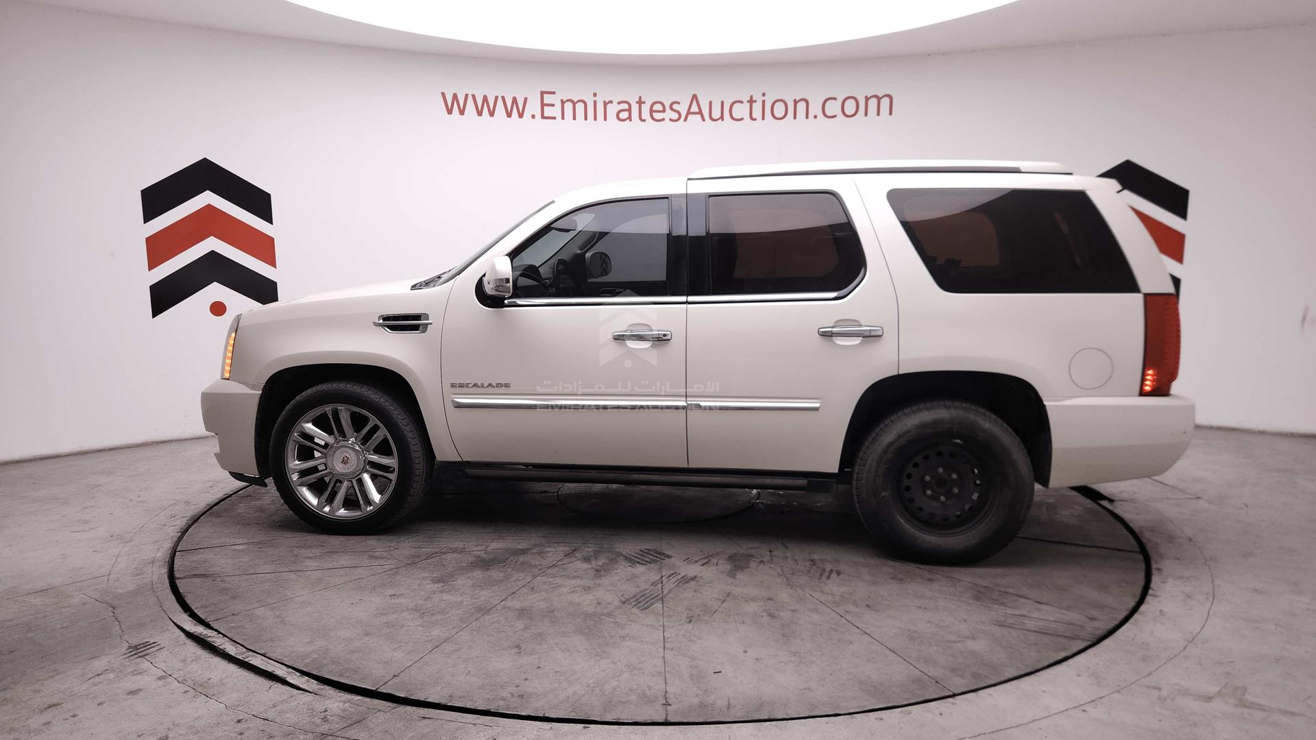 2013 CADILLAC ESCALADE VIN: 1GYS47EF7DR352524
