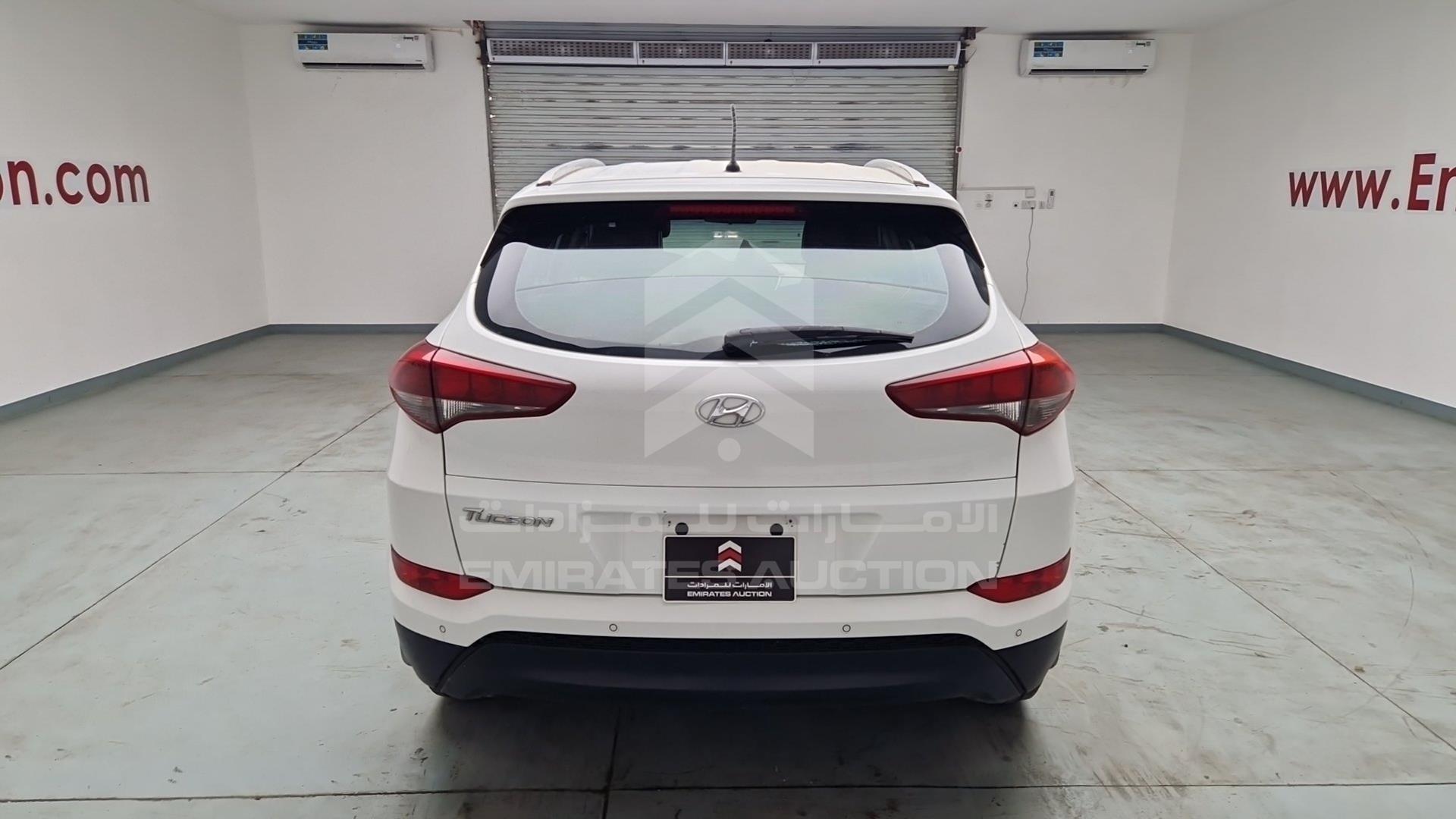 2017 HYUNDAI TUCSON VIN: TMAJ28138HJ170638