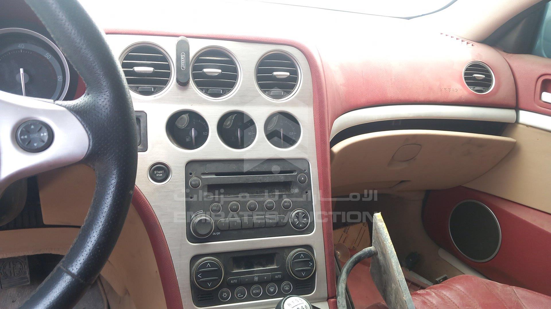 0 ALFA ROMEO --- VIN: ZAR93900005021104