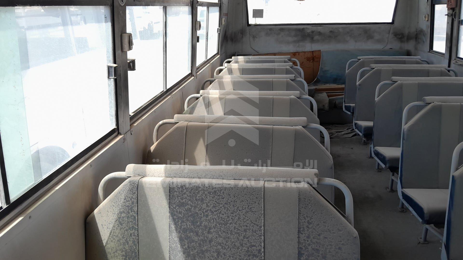 2016 TATA BUS VIN: MAT449253G0L01940