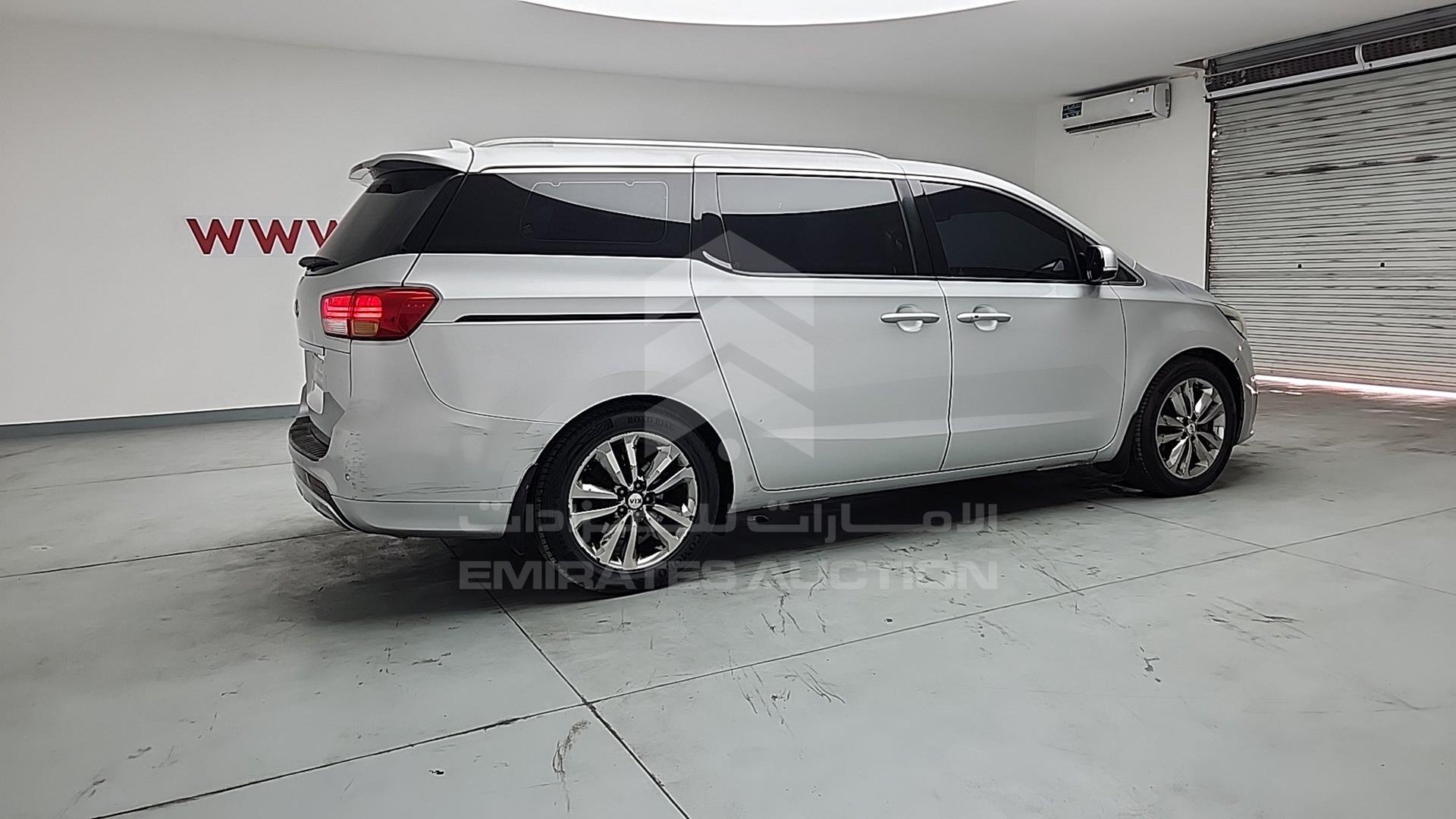 2016 KIA CARNIVAL VIN: KNAMC8120G6187445