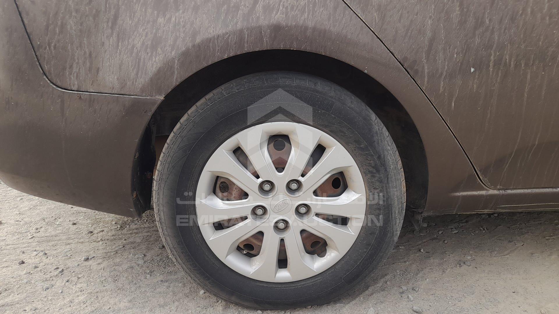 2013 KIA CERATO VIN: KNAFT4113D5785328