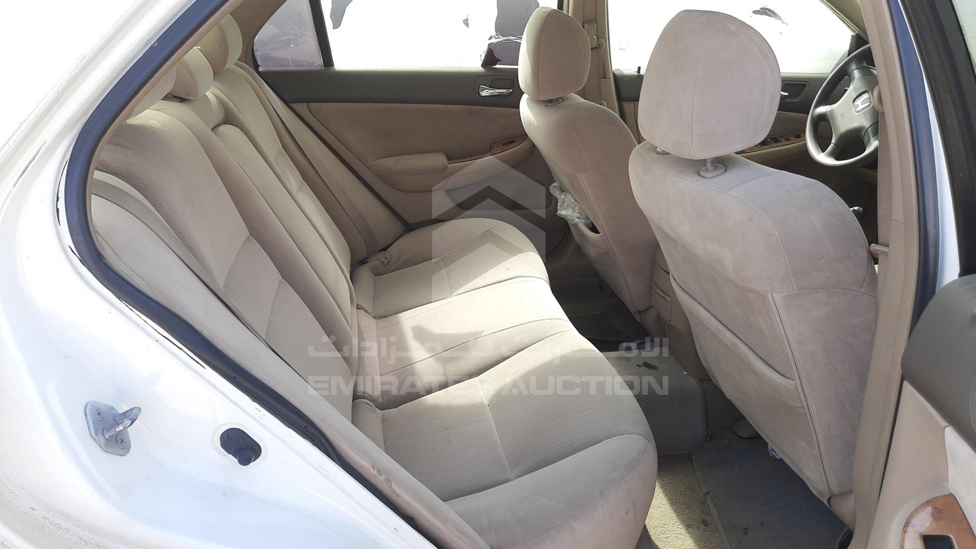 2005 HONDA ACCORD VIN: JHMCM56535C404335
