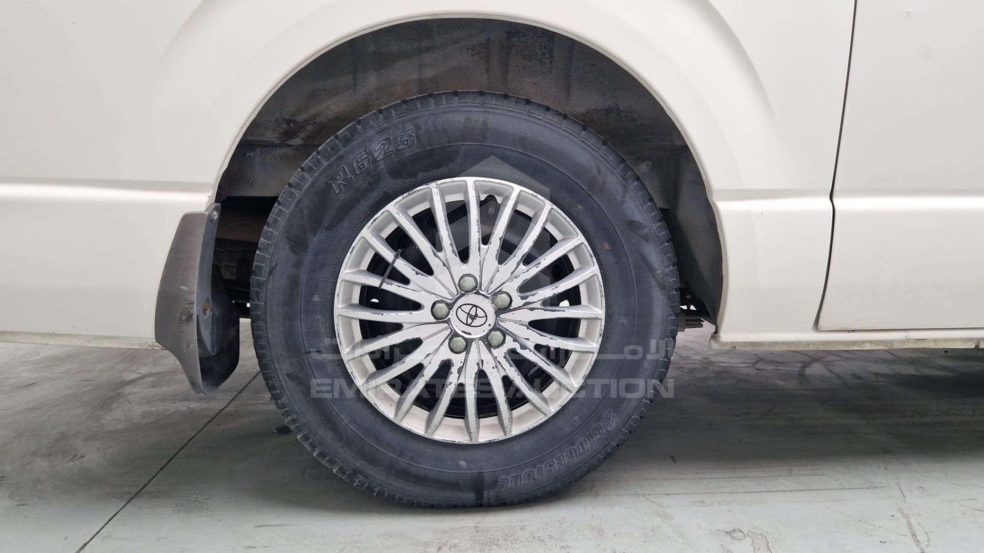 2008 TOYOTA HIACE VIN: JTGJX02P283001030