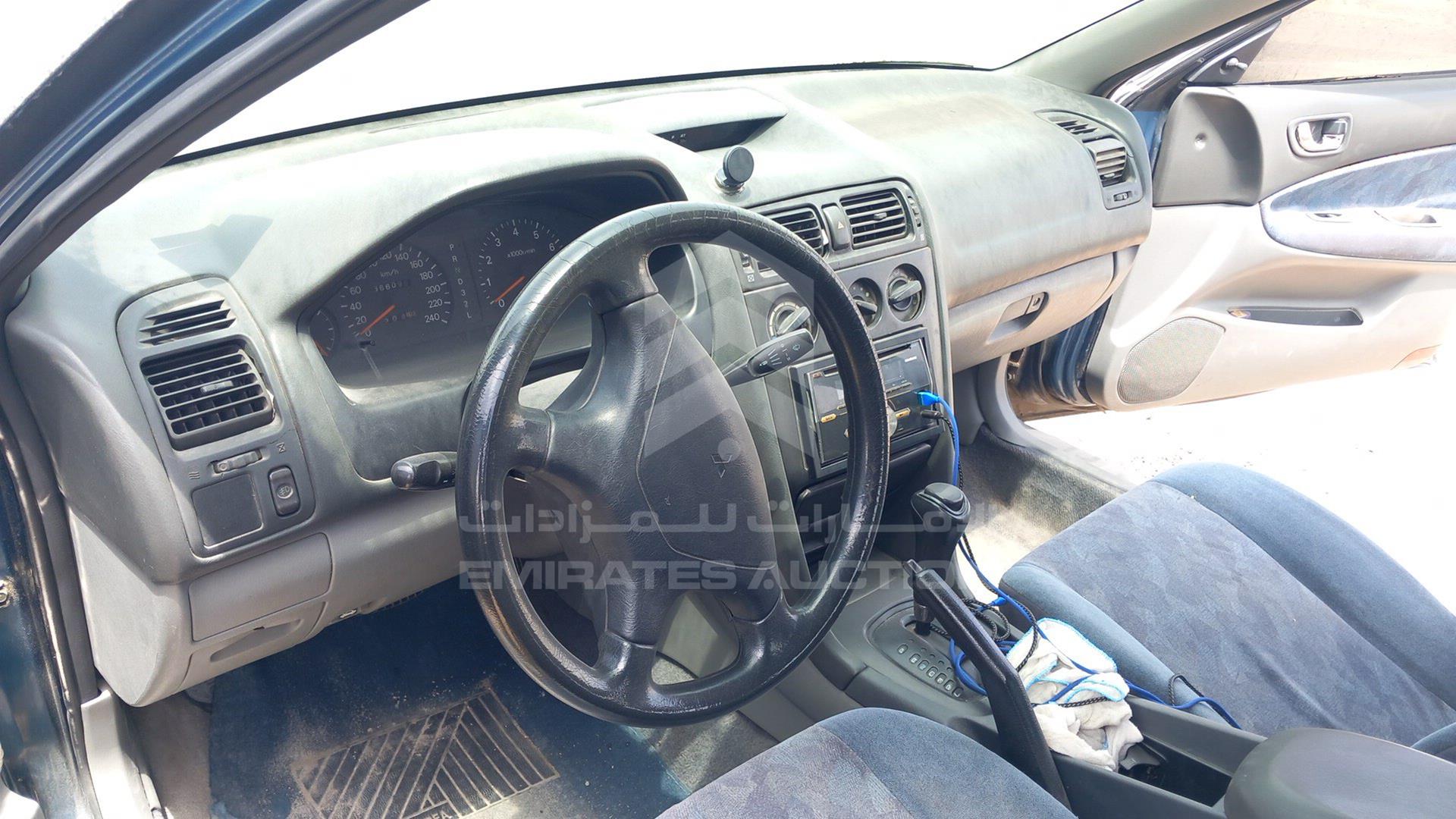 1999 MITSUBISHI GALANT VIN: JMYSREA2AXZ001236