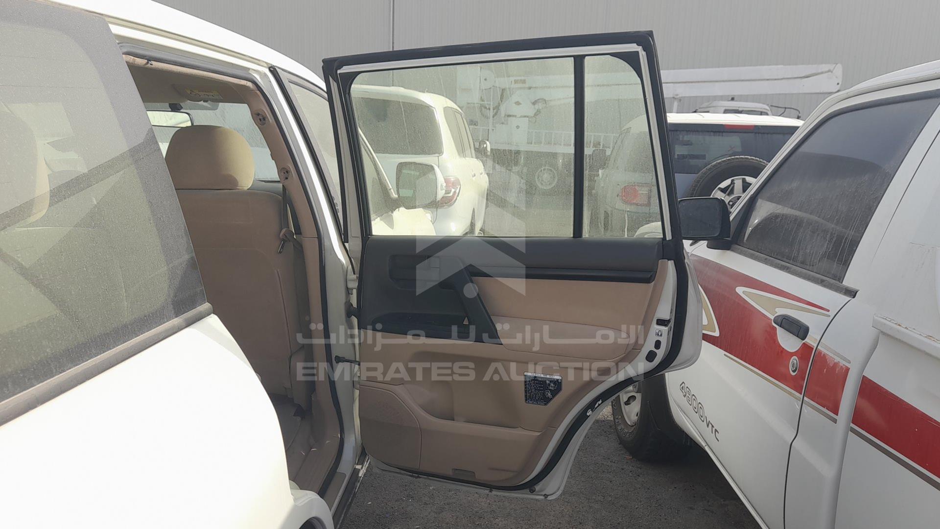 2013 TOYOTA LAND CRUISER VIN: JTMDU09J2D4075007