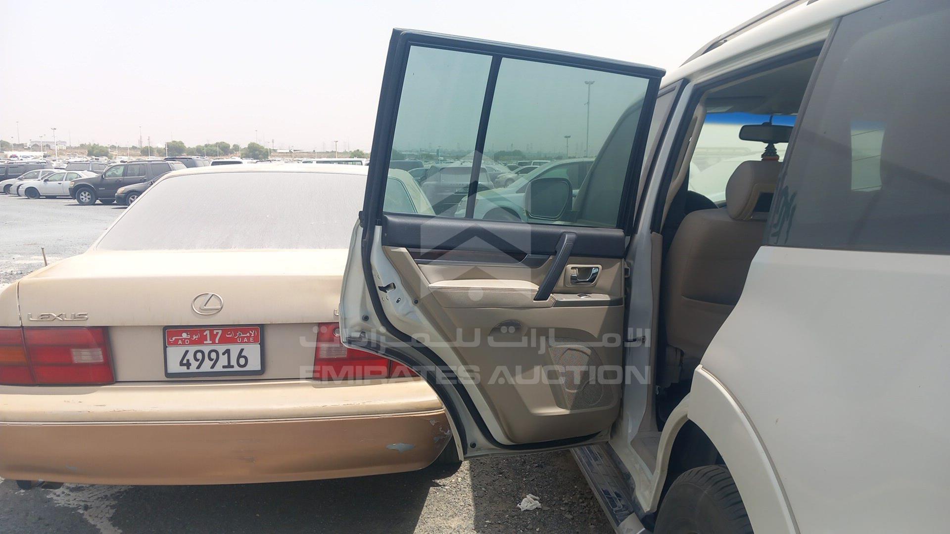 2017 MITSUBISHI PAJERO VIN: JE4MR62N1HJ708367