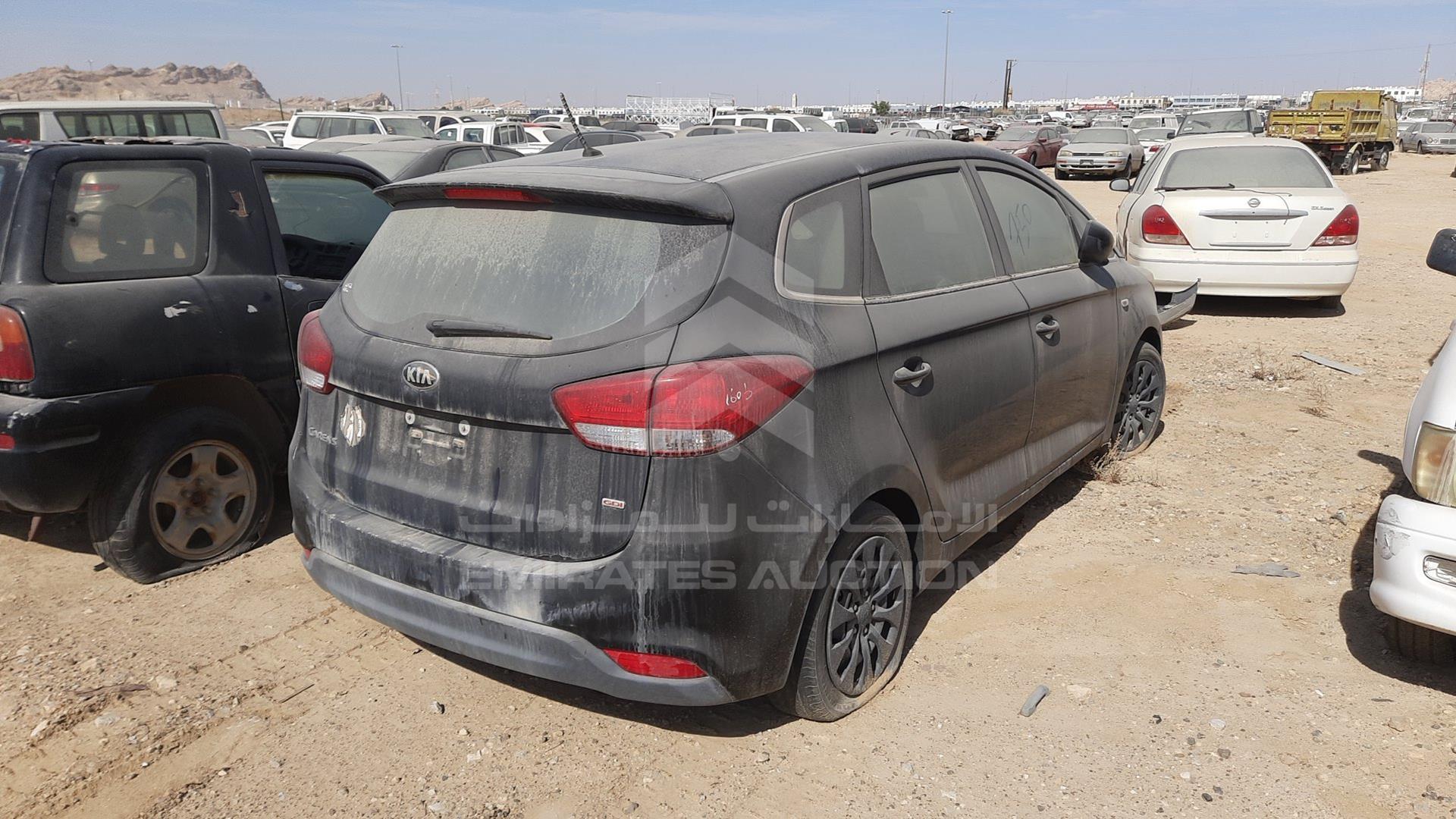 2016 KIA CARENS VIN: KNAHT8116G7114857