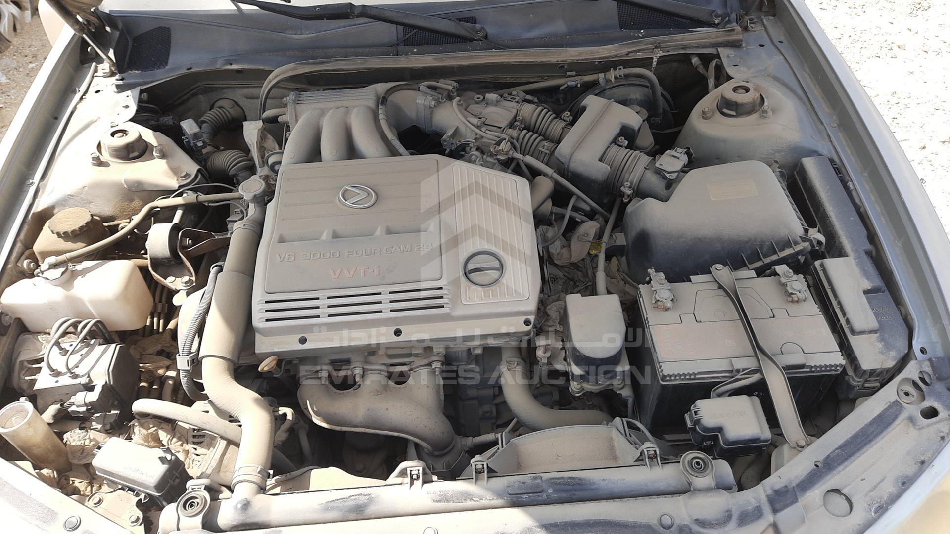 2000 LEXUS ES 300 VIN: JT8BF28G7Y0271877