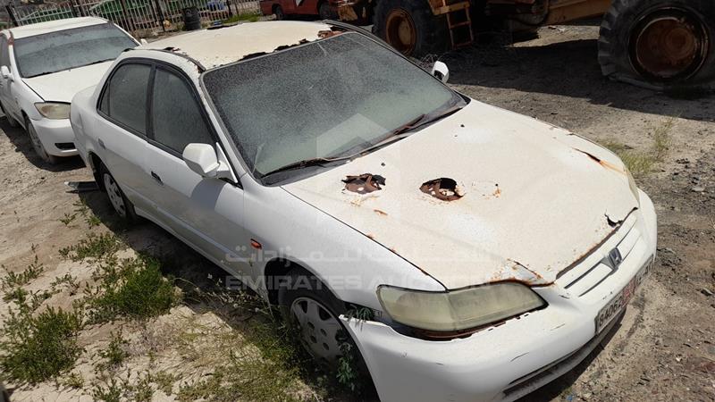 JHMCF86342C404723 Auction: EmiratesAuction Lot: 398411 JHMCF86342C404723 Honda Accord 2002 -- Photo 3
