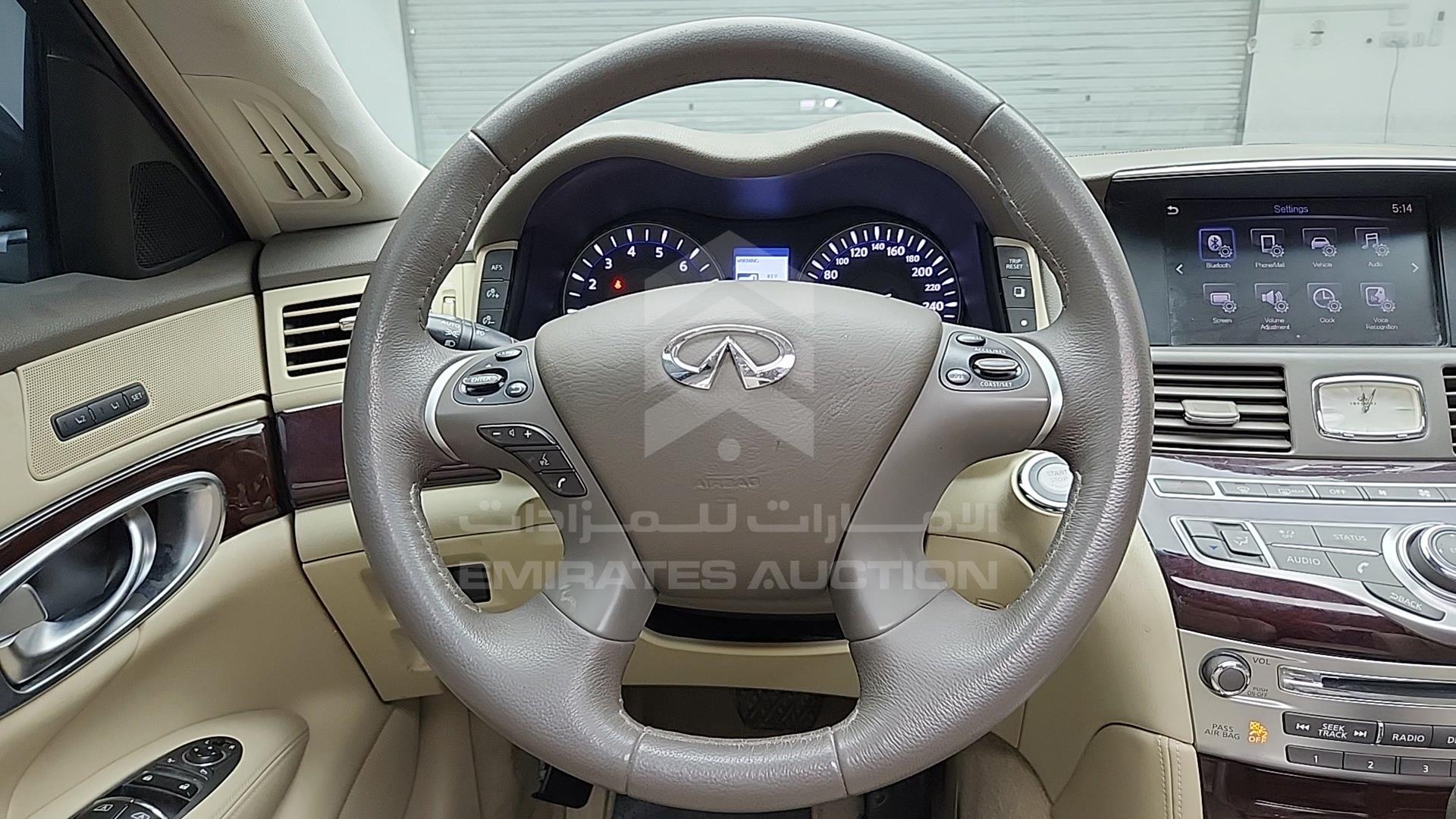 2018 INFINITI Q70 VIN: JNKBY1AP9JM370178