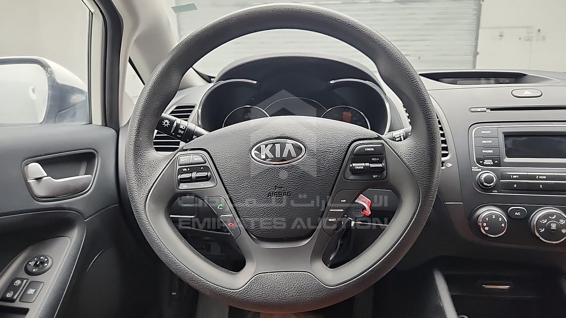2016 KIA CERATO VIN: KNAFK4112G5483178