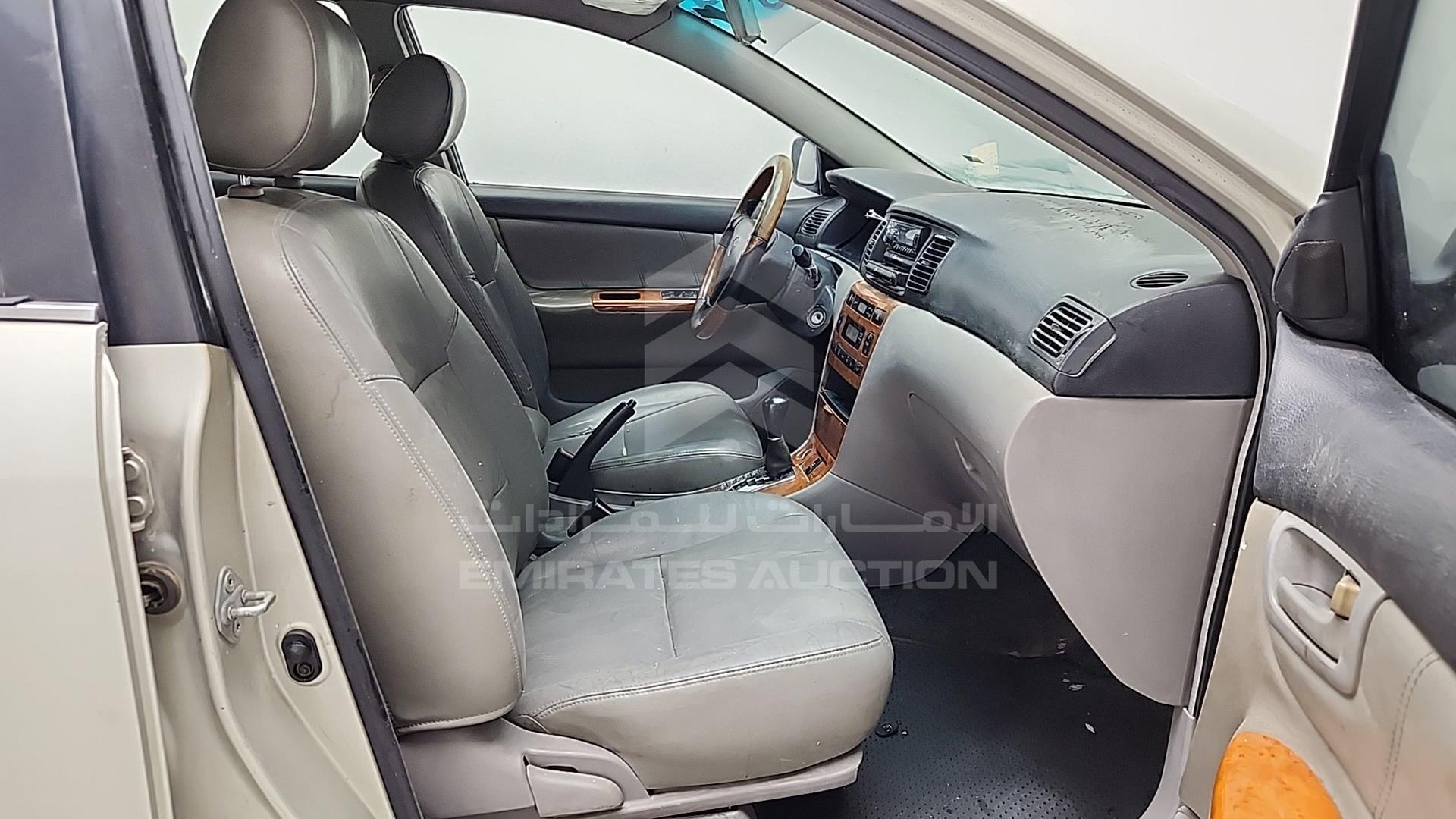 2005 TOYOTA COROLLA VIN: ZE15035586