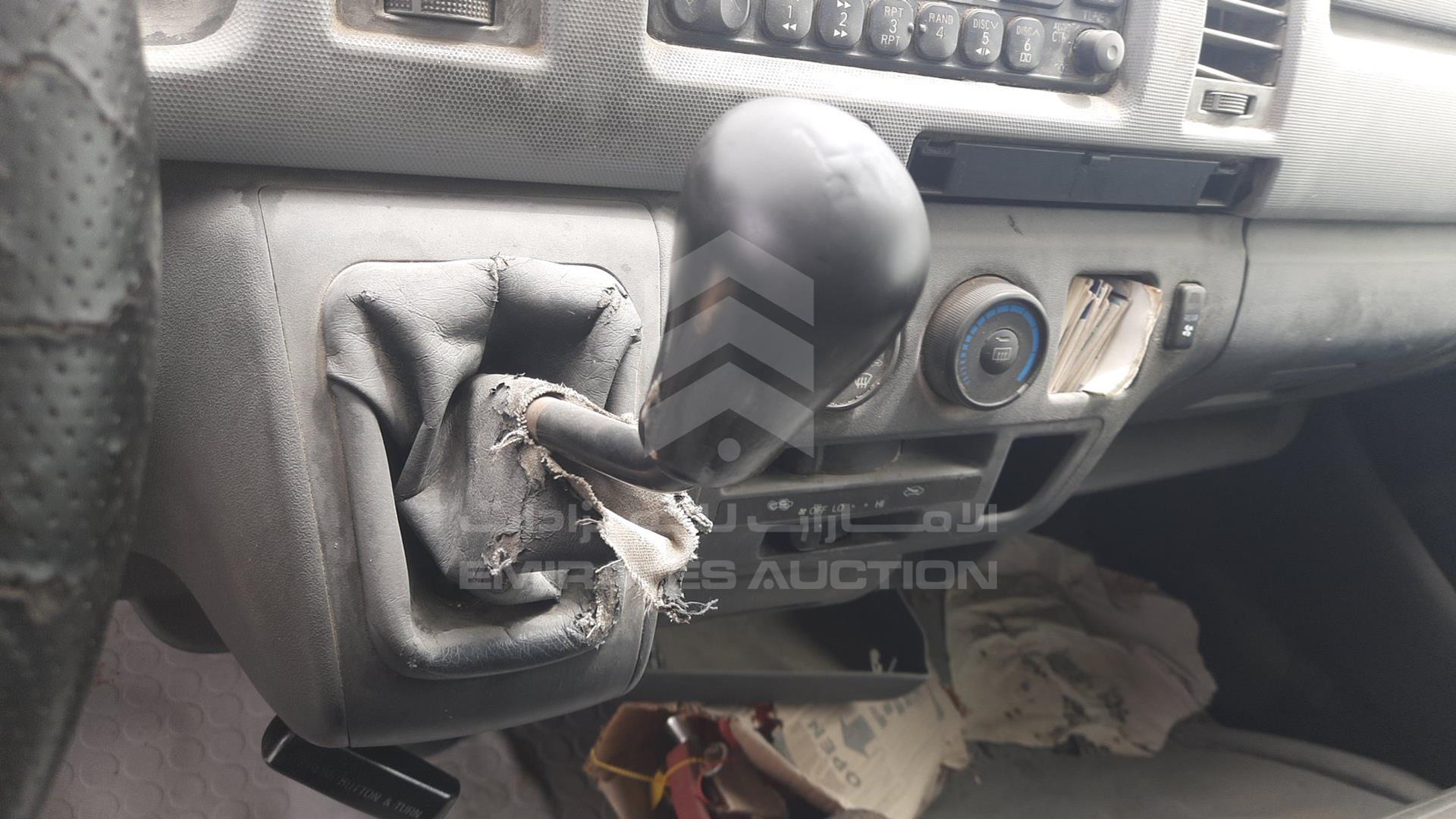 2011 TOYOTA HIACE VIN: JTGJX02PXB5022526