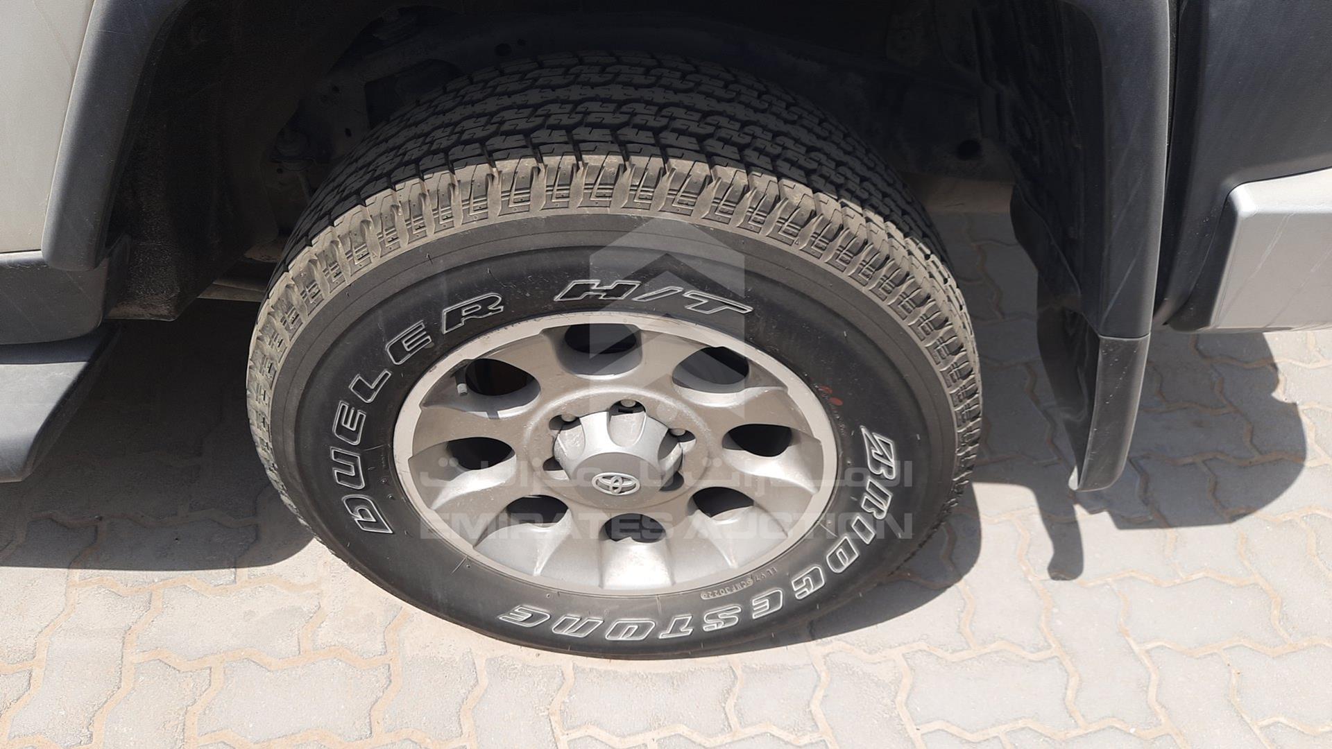 2013 TOYOTA FJ CRUISER VIN: JTEBU11FXDK171639