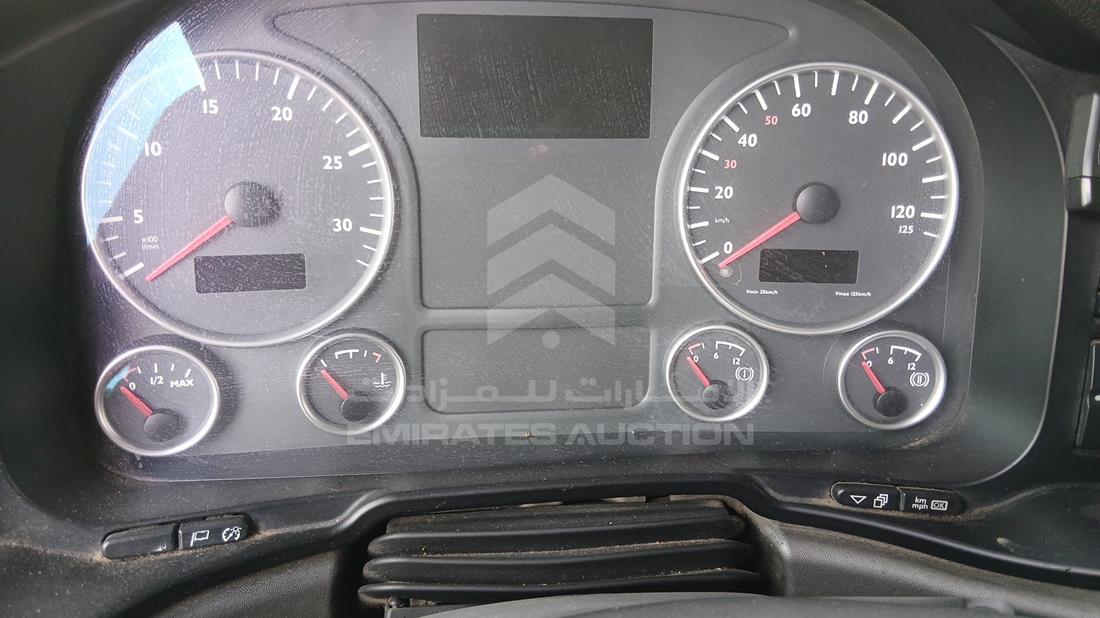 Man — Speedometer & RPM Gauges — Photo 14